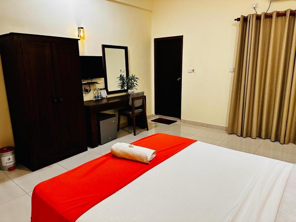 Hotel Northway Vavuniya Kültér fotó