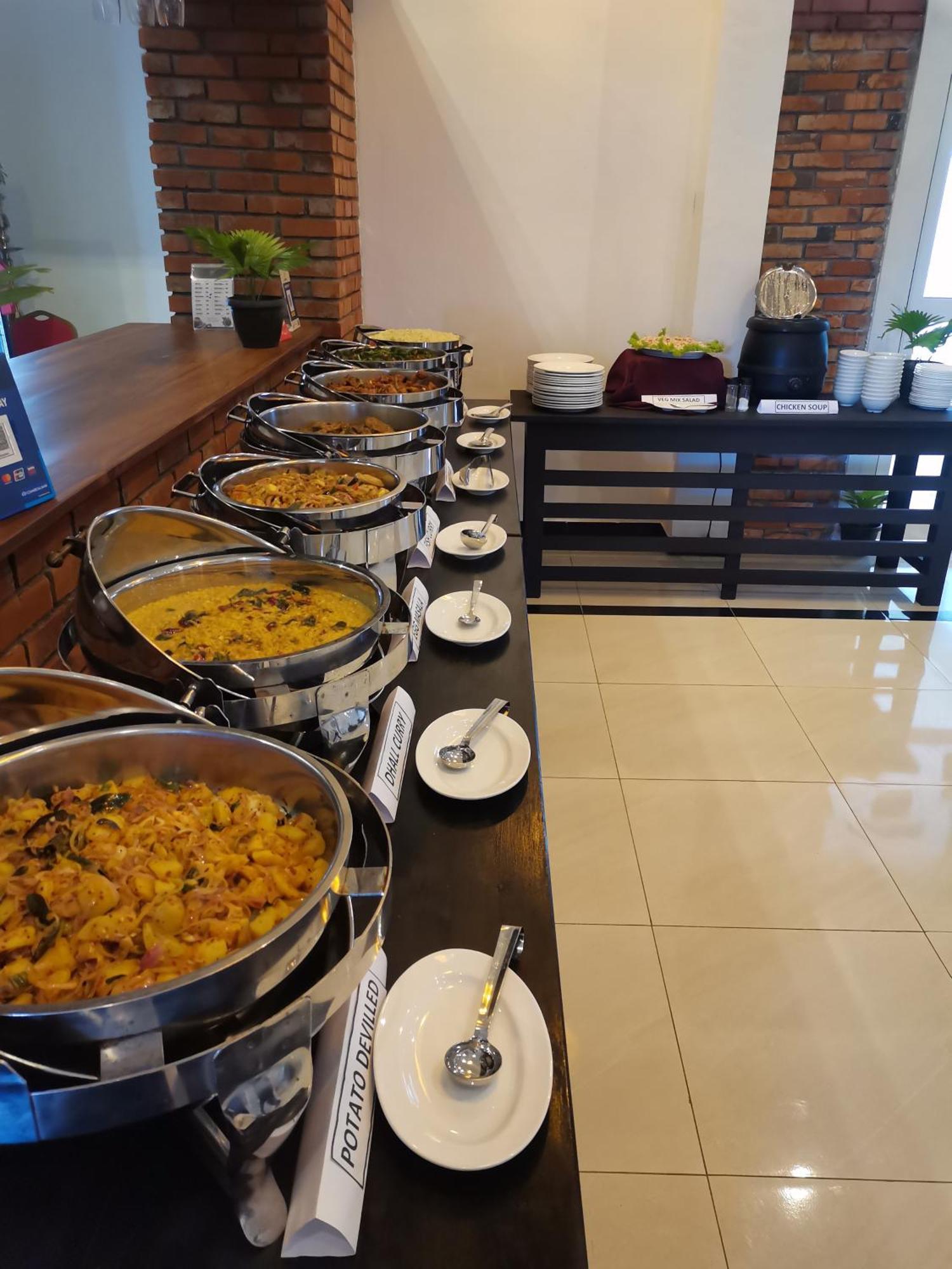 Hotel Northway Vavuniya Kültér fotó